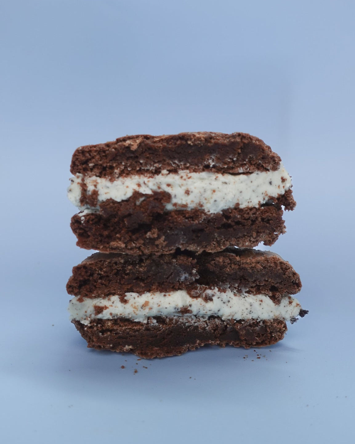 Brookie Sandwich - Cookies and Cream