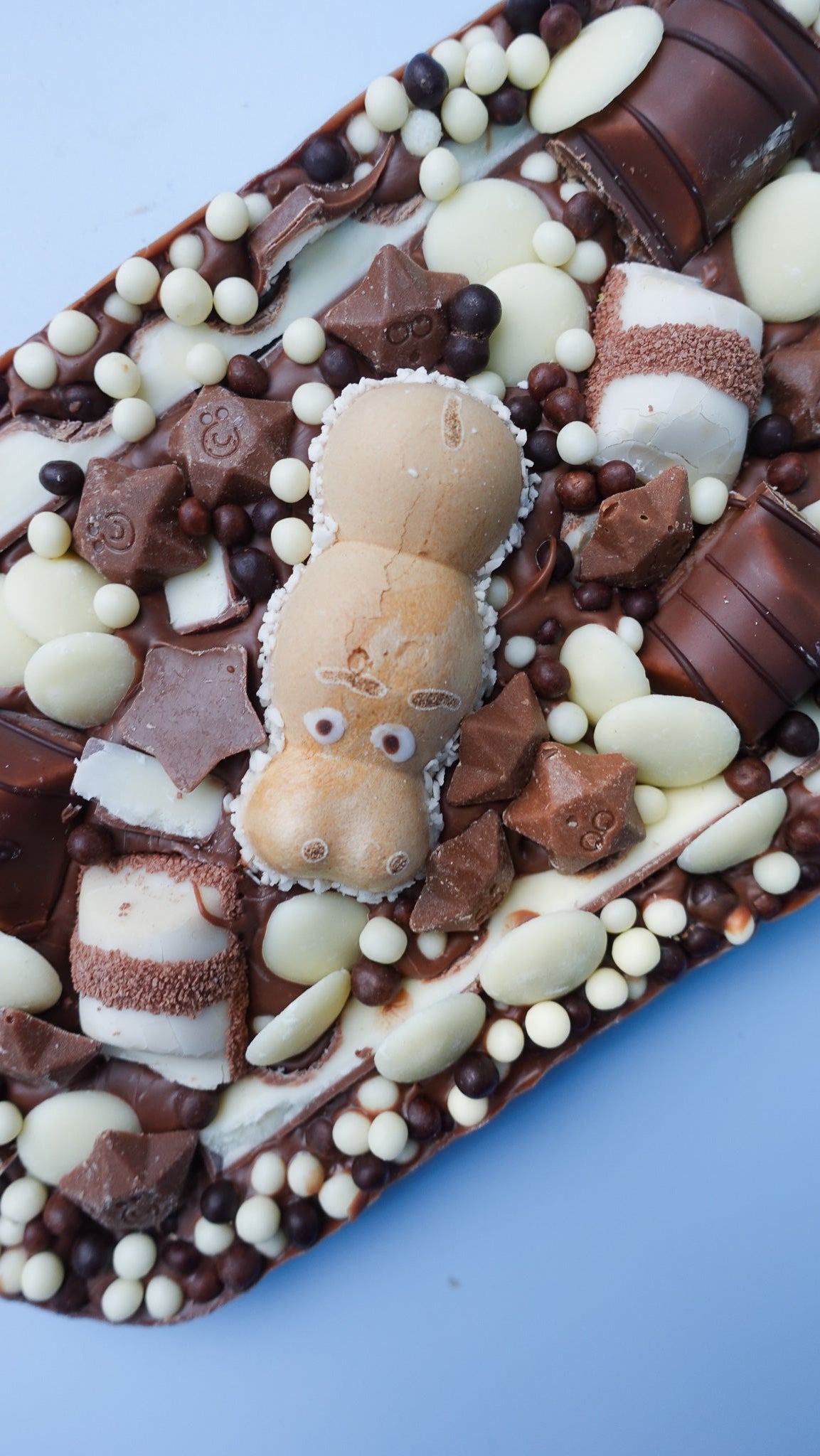 Kinder Bueno Loaded Slab