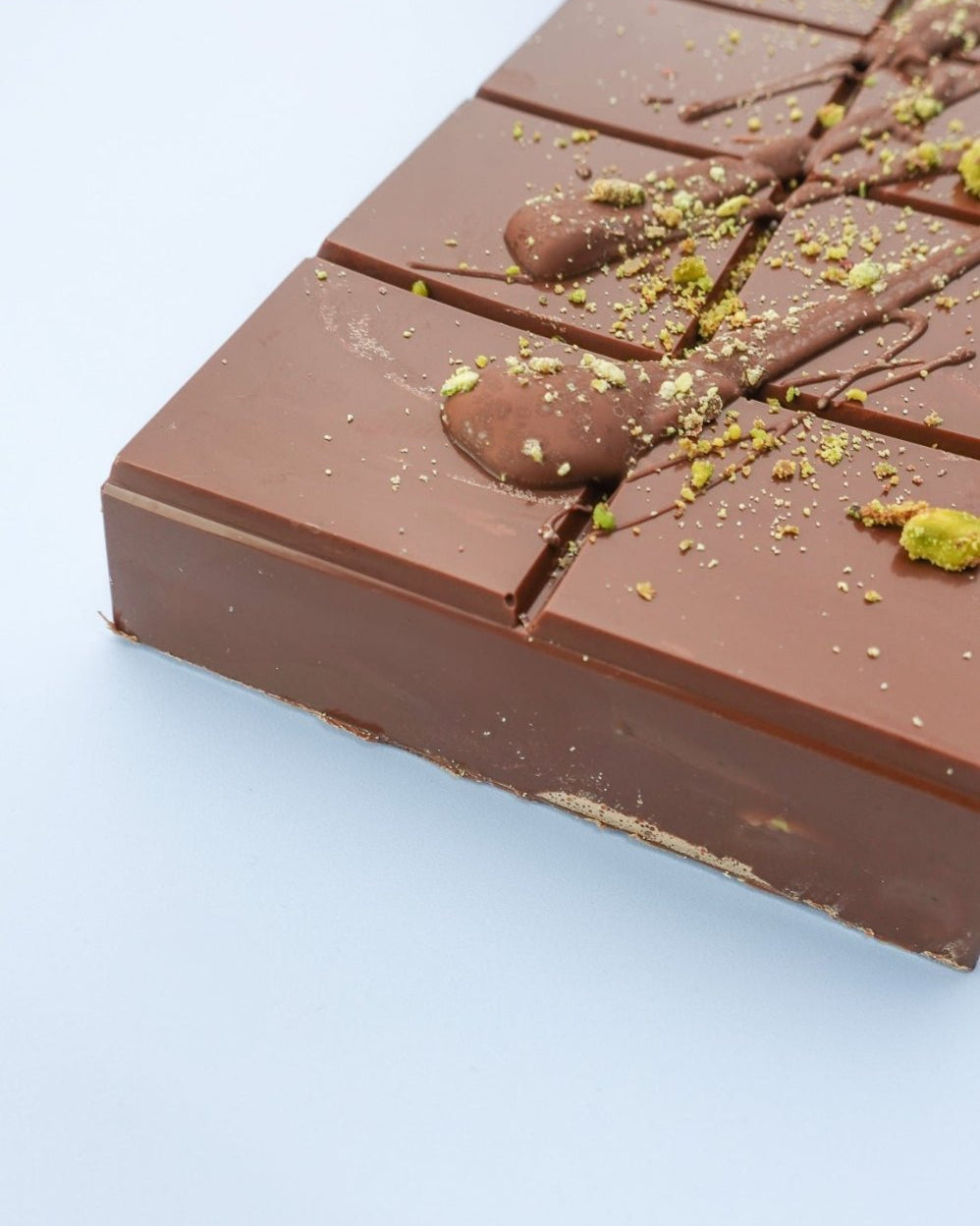 Pistachio Milk Chocolate Knafeh Bar 600g
