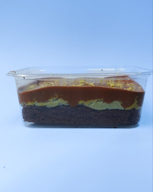 Brownie Pistachio Knafeh Chocolate Pot