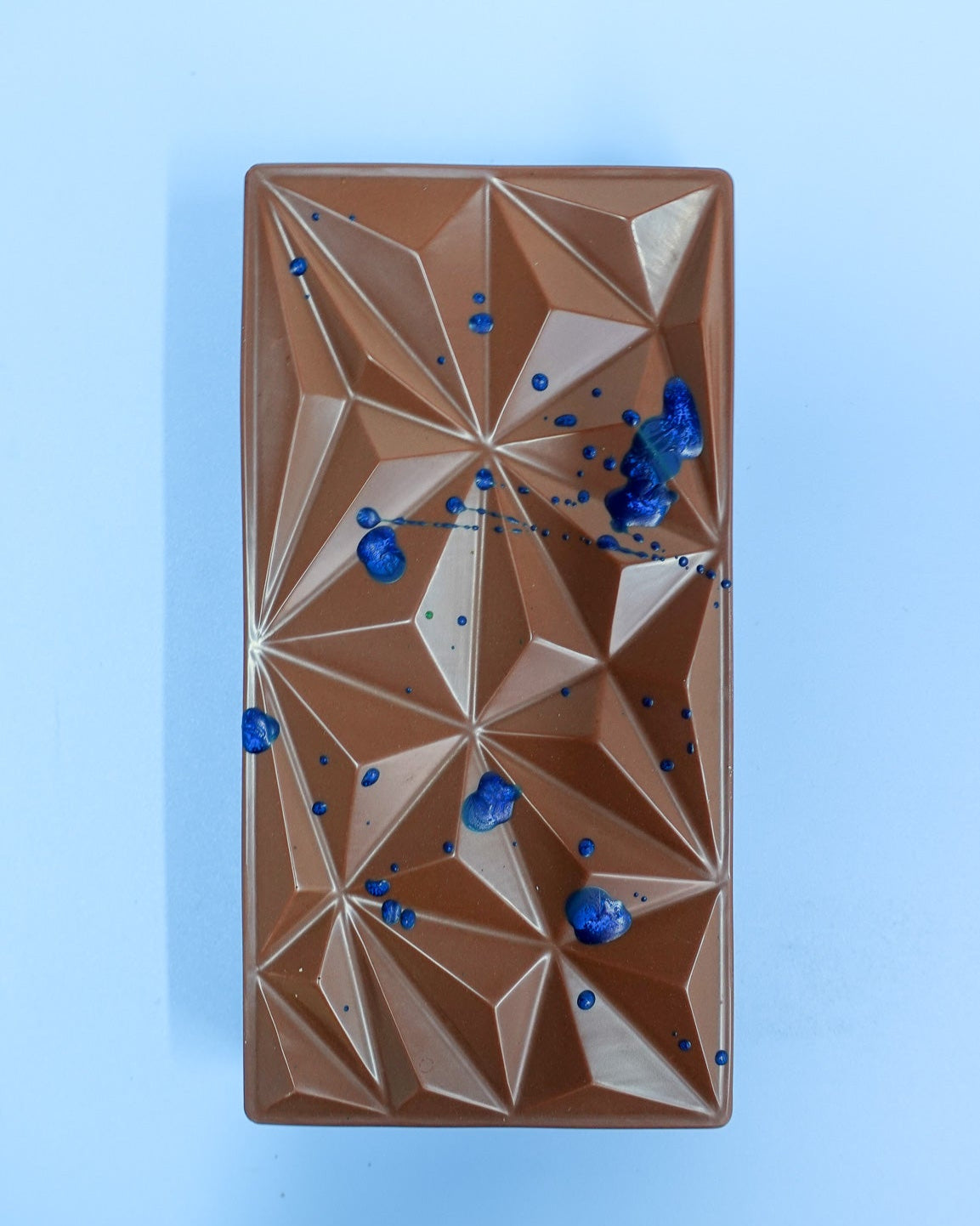 Cookies & Cream Ganache and Oreo Pieces Milk Choc 250g