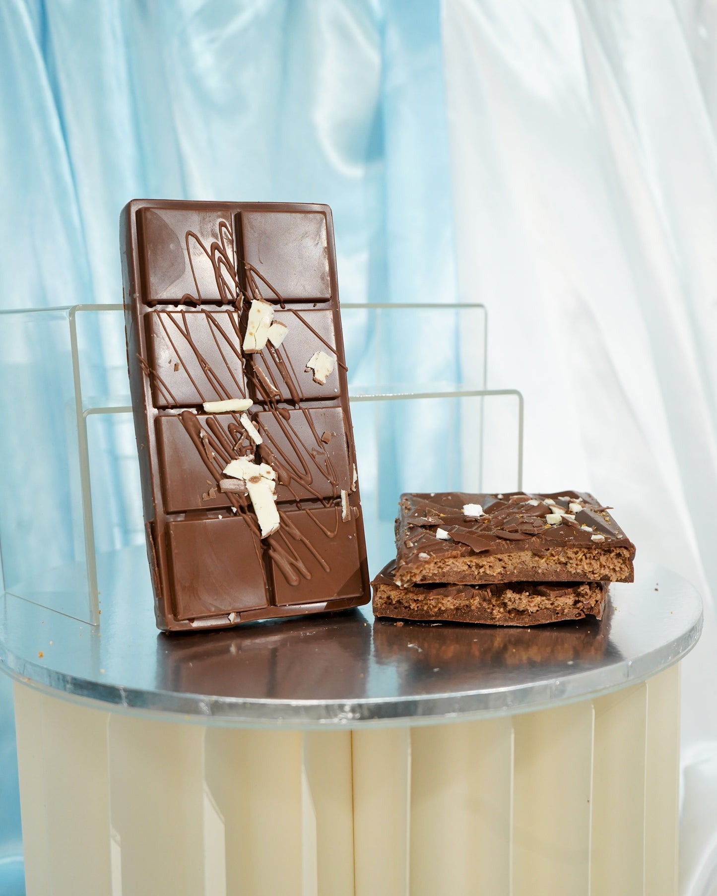 Milk Chocolate Kinder Bueno Knafeh 250g