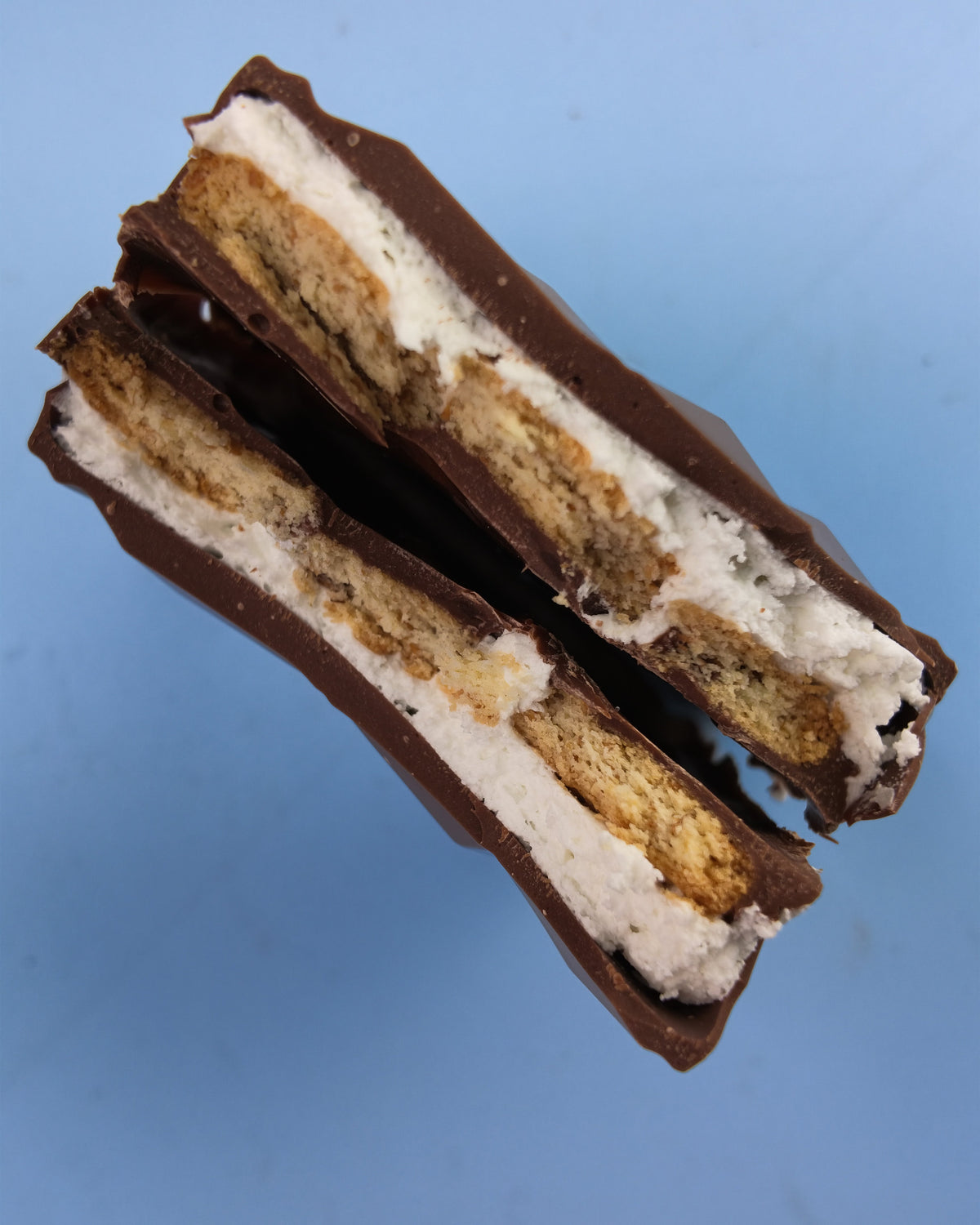 Mallow & Digestive Biscuit S'Mores Chocolate Bar