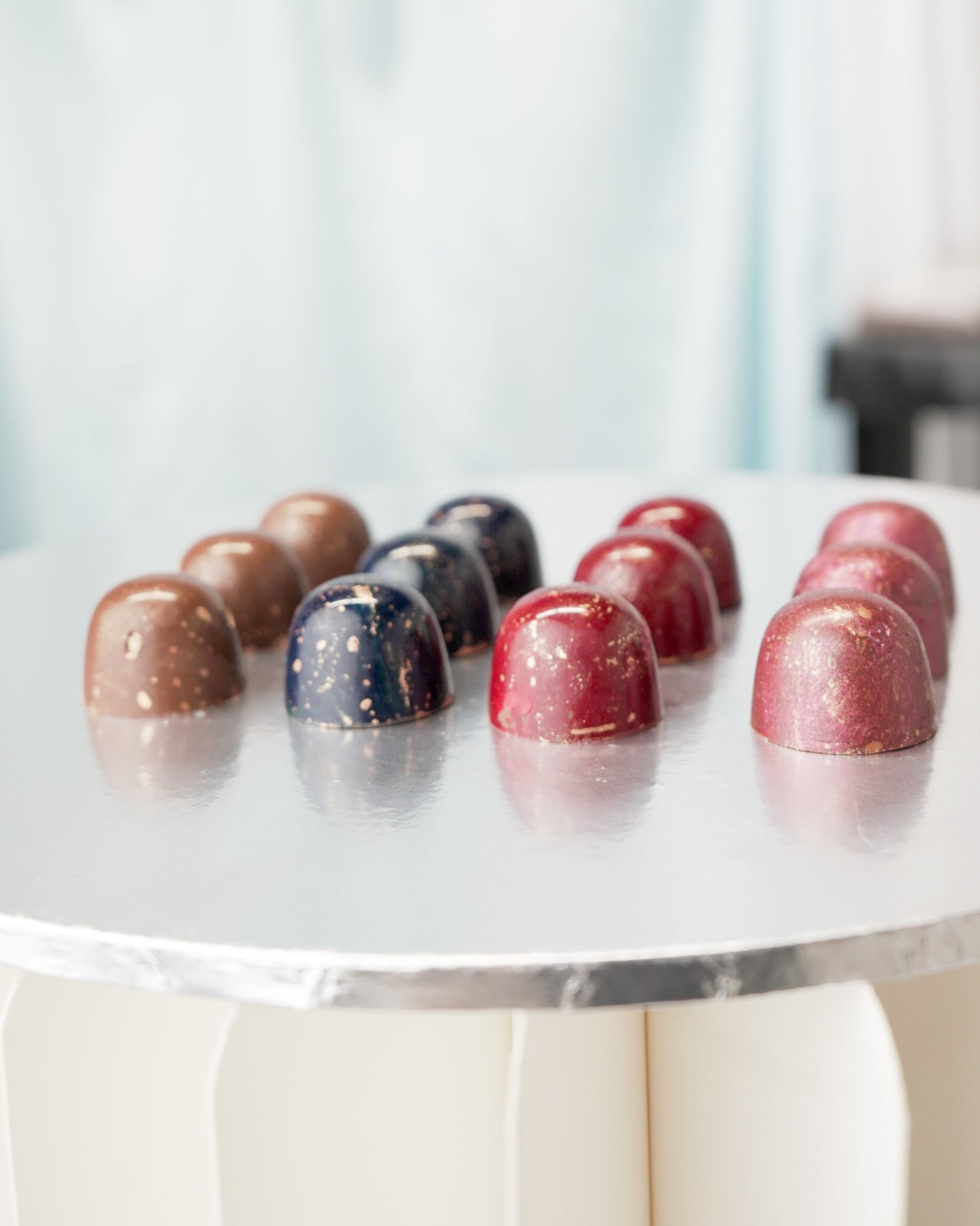 Milk Chocolate Truffle Selection Box (12 Pieces)