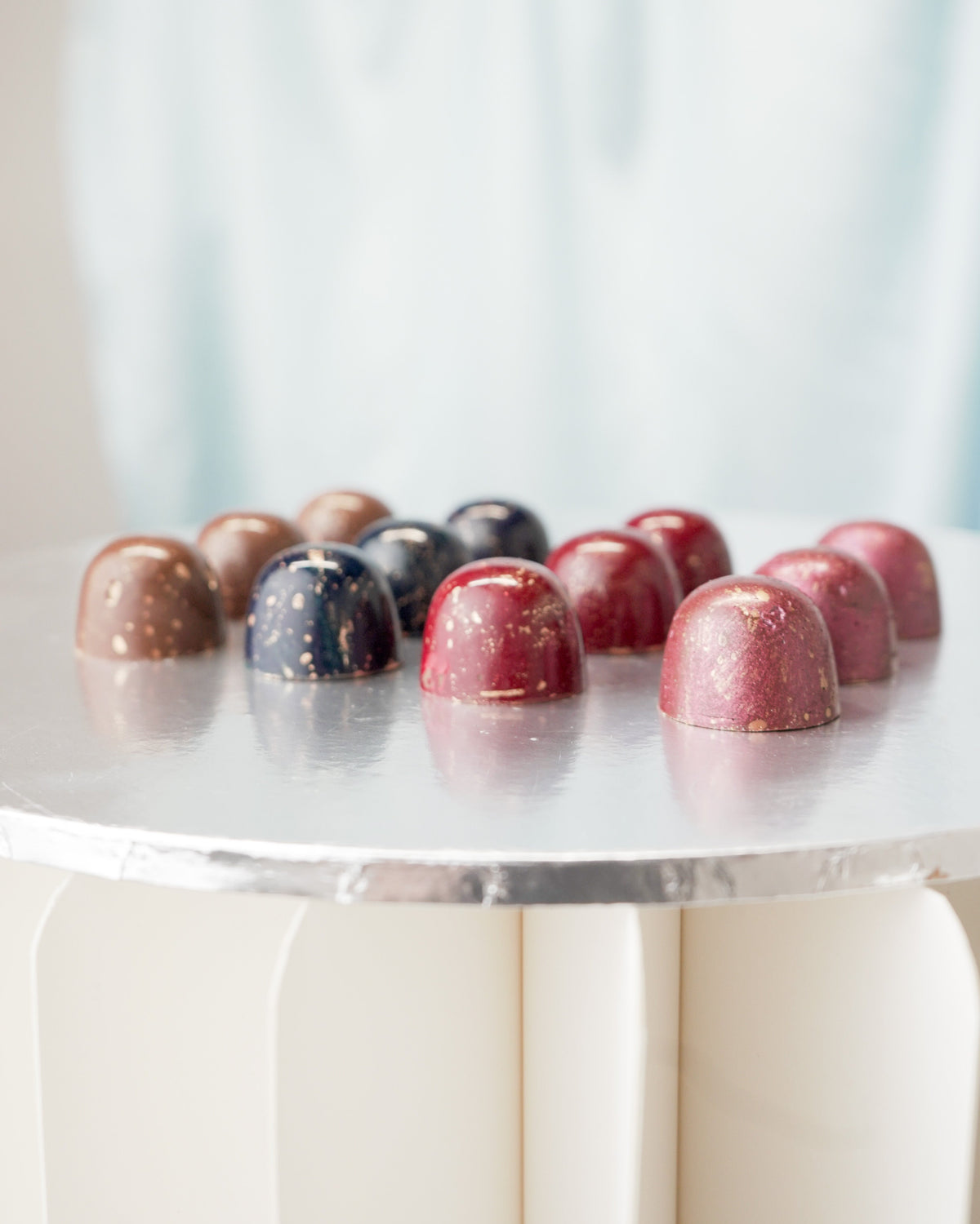 Milk Chocolate Truffle Selection Box (12 Pieces)