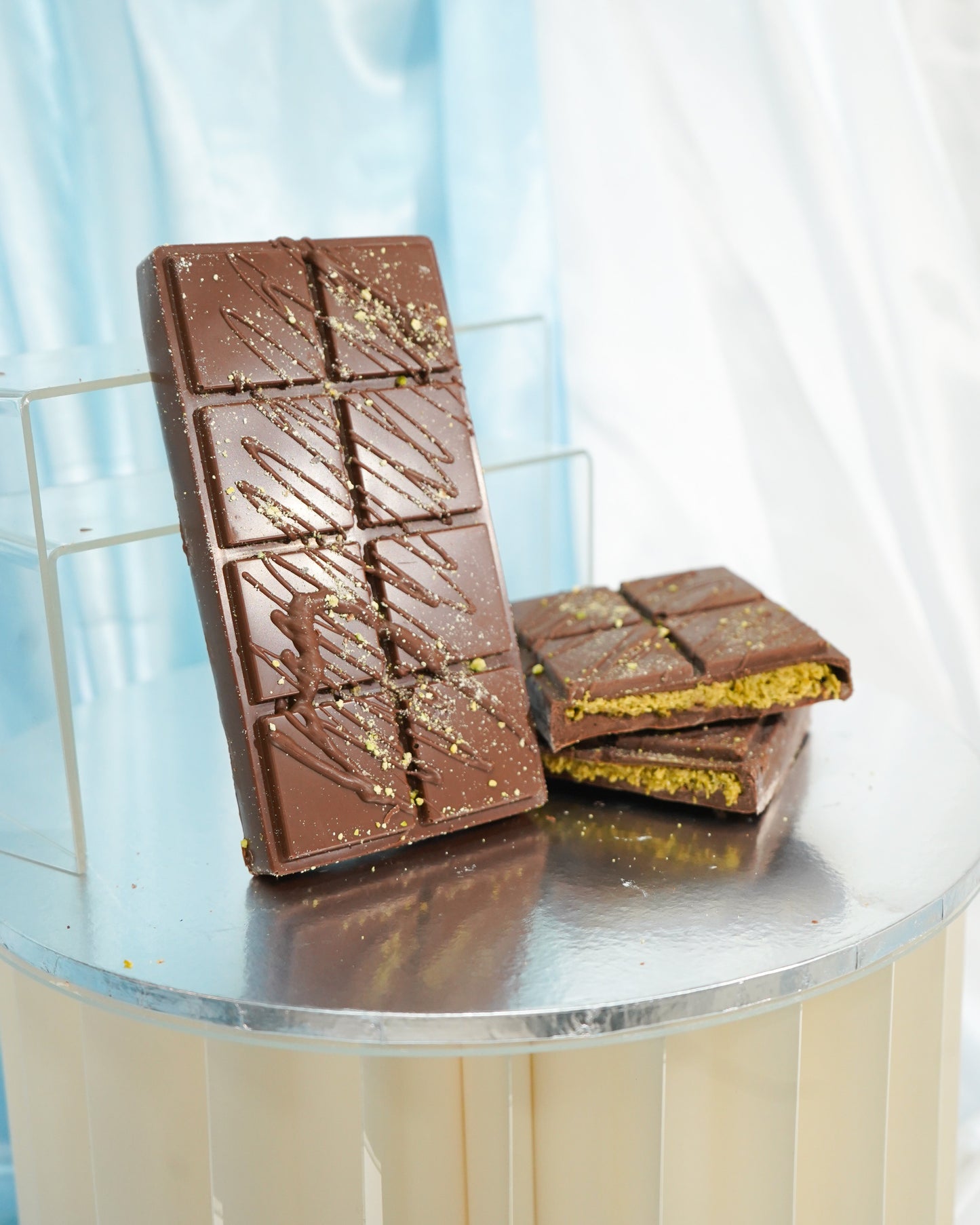 Milk Chocolate Pistachio Knafeh 250g